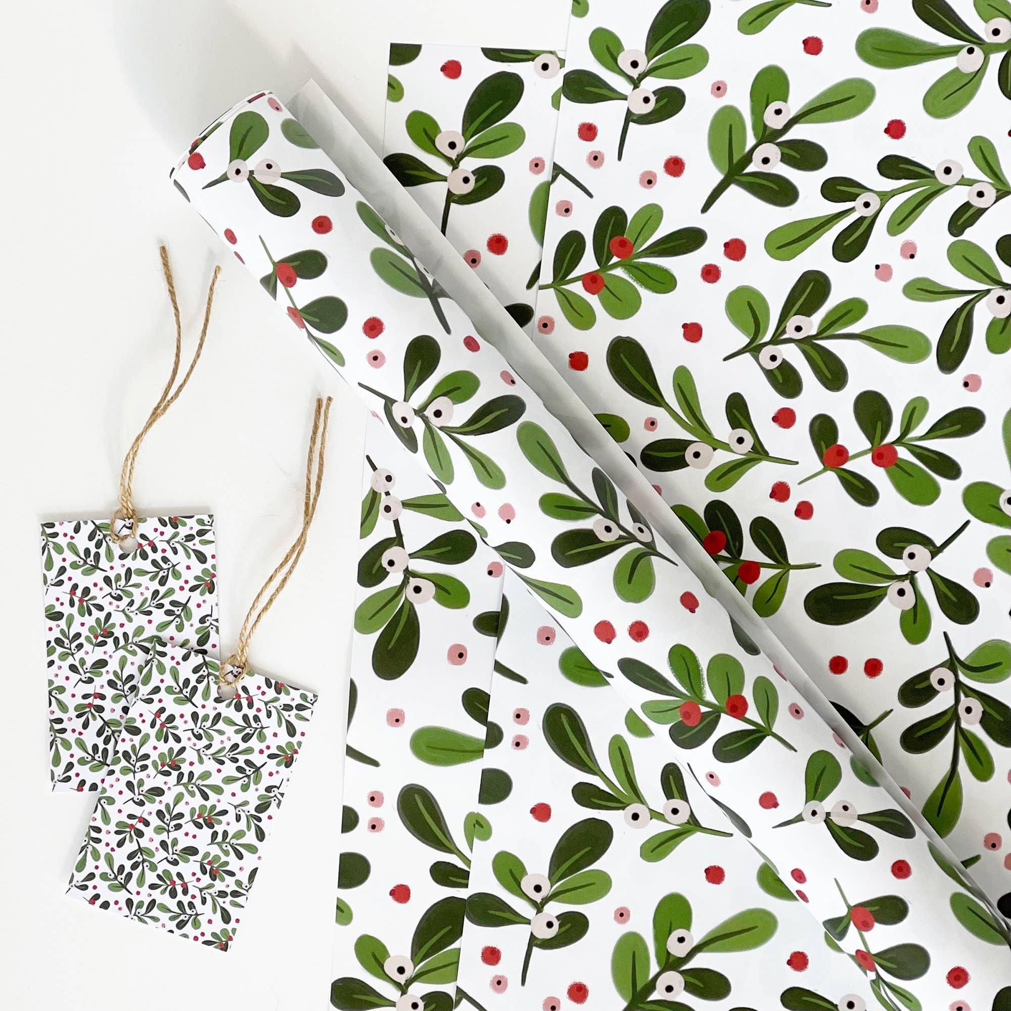 Christmas White Mistletoe Gift Wrap