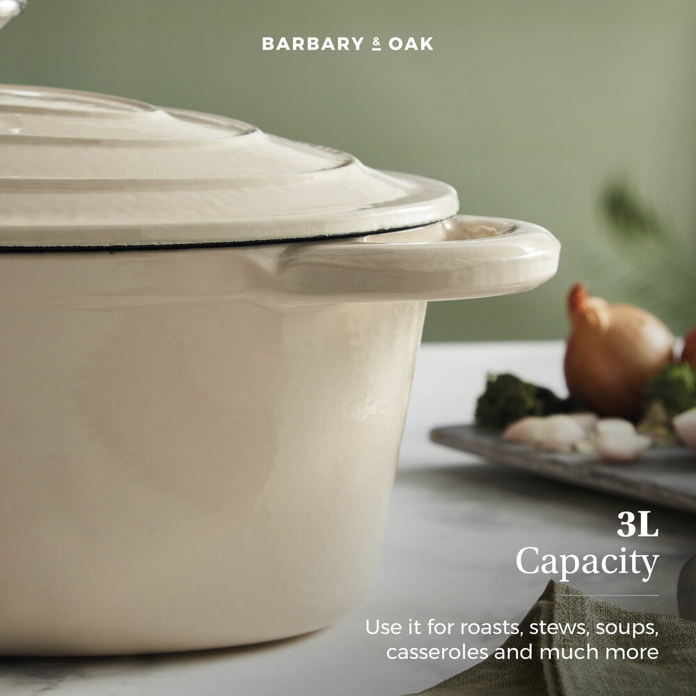 Barbary & Oak Foundry Oval 29cm Cast Iron Casserole Pot - Cream