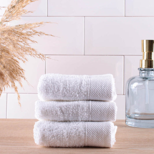 Abode Eco 3 pack face cloth white