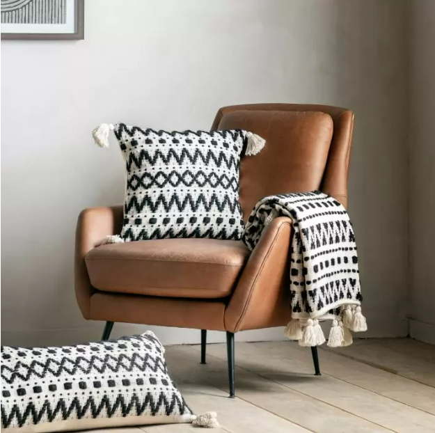 Black & Cream Tufted Cushion