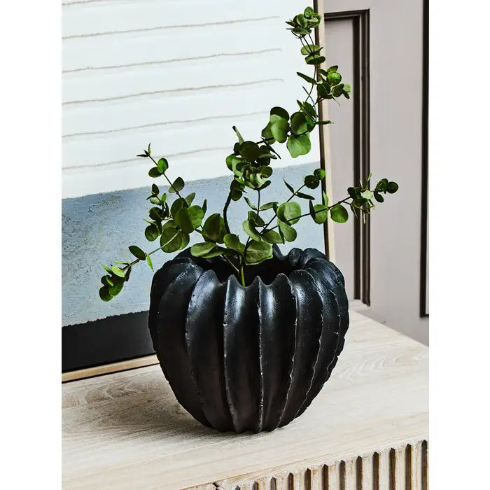 Broc Black Vase